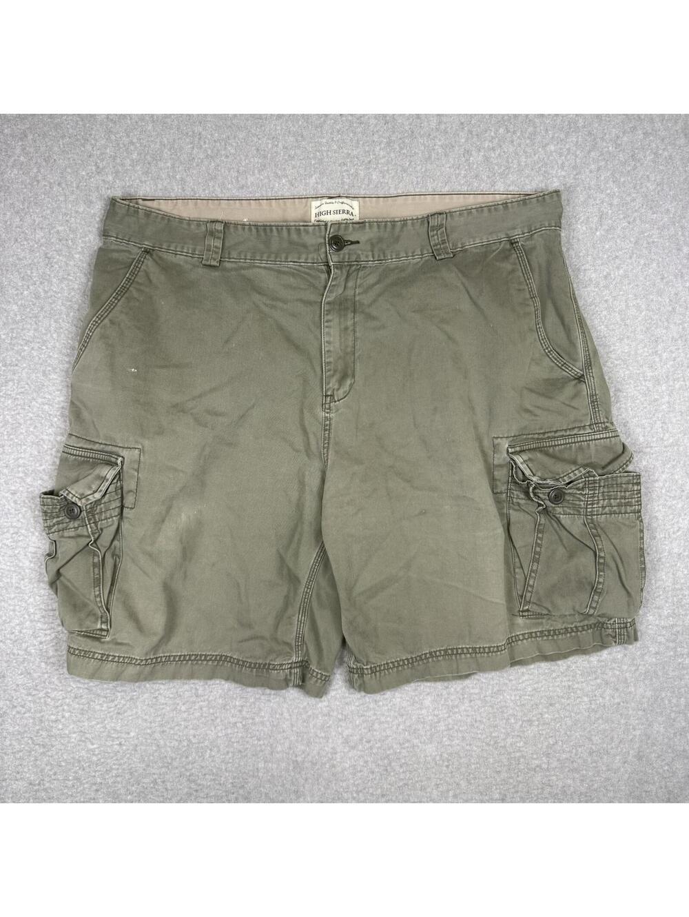 High Sierra Men's Size 44 Gray Cargo Shorts Cotton